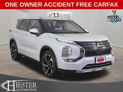 Used 2023 Mitsubishi Outlander SE