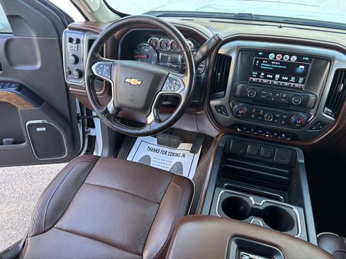 Used 2019 Chevrolet Silverado 2500 High Country image 23
