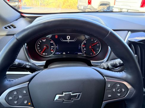 Used 2022 Chevrolet Traverse Premier w/ Redline Edition image 17