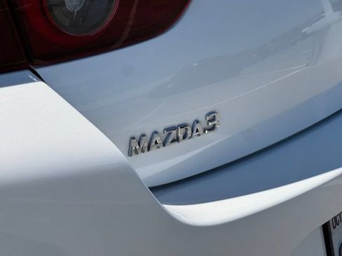 Used 2022 MAZDA MAZDA3 s FWD image 24