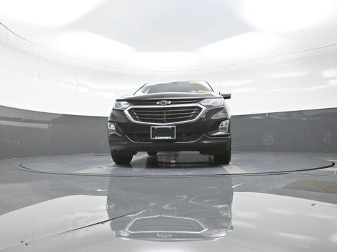 Used 2018 Chevrolet Equinox LT w/ LPO, Protection Package image 10