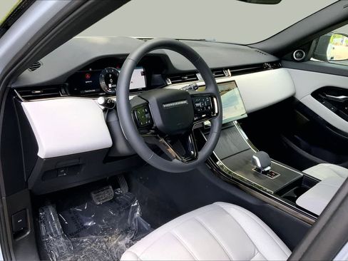 Used 2026 Land Rover Range Rover Evoque S AWD/4WD image 17