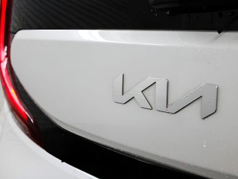 Used 2022 Kia Soul S FWD image 41