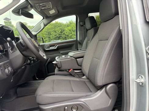 New 2026 Chevrolet Silverado 1500 LT w/ Texas Edition Plus RWD image 17
