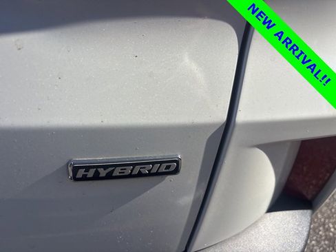 Used 2021 Ford Escape SEL w/ Technology Package image 6