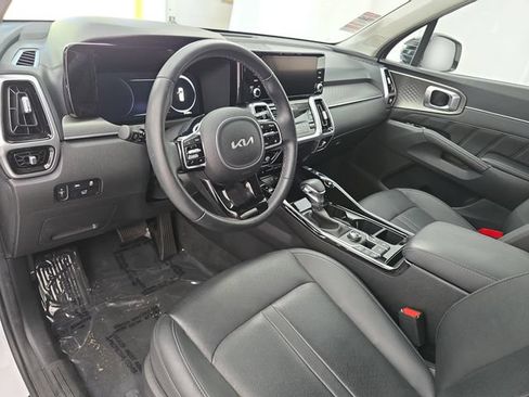 Used 2023 Kia Sorento SX FWD image 17