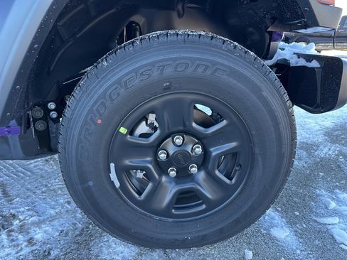 New 2026 Jeep Gladiator Sport image 3