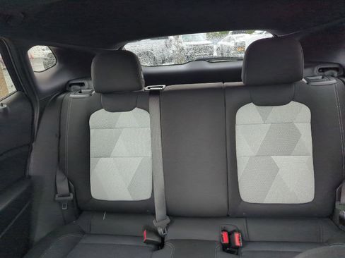 New 2026 Chevrolet Trax RS w/ Sunroof Package image 19