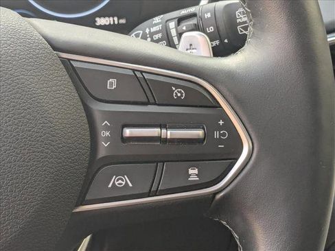Certified 2022 Hyundai Santa Fe Limited image 17