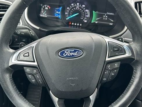 Certified 2018 Ford Edge SEL w/ Equipment Group 201A image 18