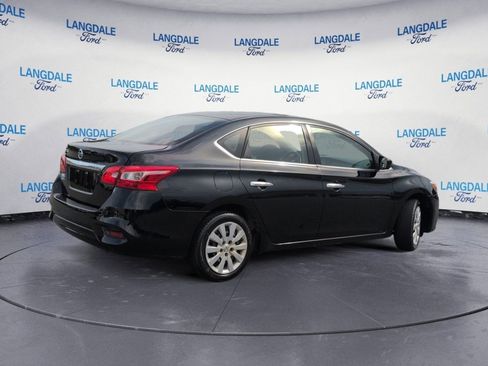 Used 2019 Nissan Sentra S FWD image 4