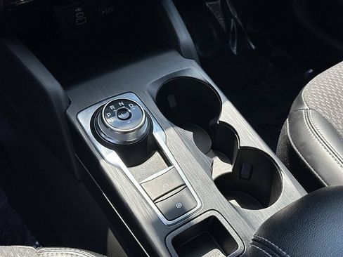 Used 2025 Ford Escape SE FWD image 16