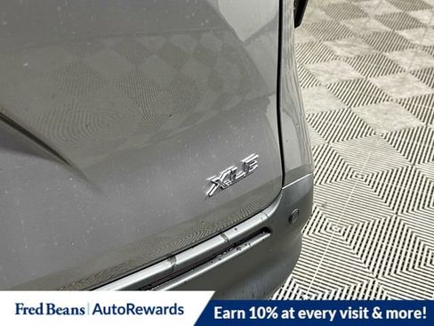 New 2026 Toyota Sienna XLE image 31