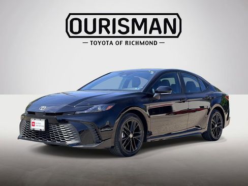 Certified 2025 Toyota Camry SE w/ Convenience Package AWD/4WD image 24