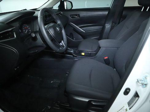Used 2024 Toyota Corolla Cross LE FWD image 18
