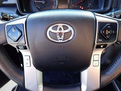 Used 2021 Toyota 4Runner SR5 Premium w/ Moonroof Package AWD/4WD image 18
