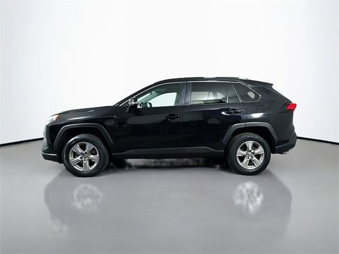 Used 2024 Toyota RAV4 XLE image 5