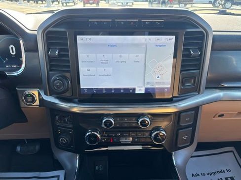 Used 2023 Ford F150 Lariat w/ Trailer Tow Package image 14