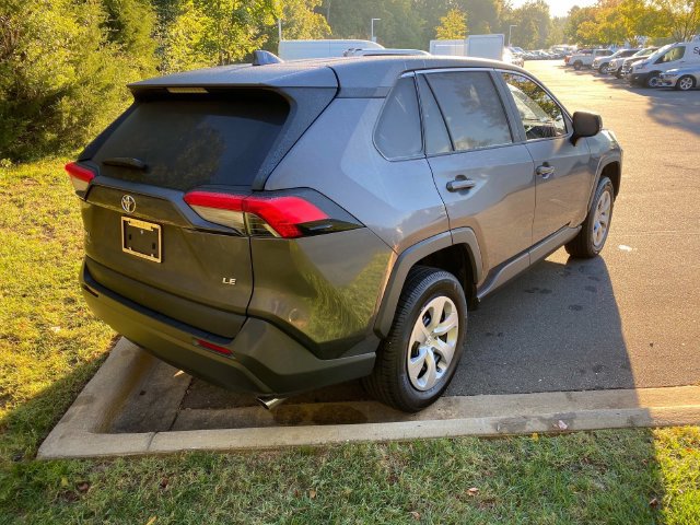 Used 2022 Toyota RAV4 LE FWD image 31