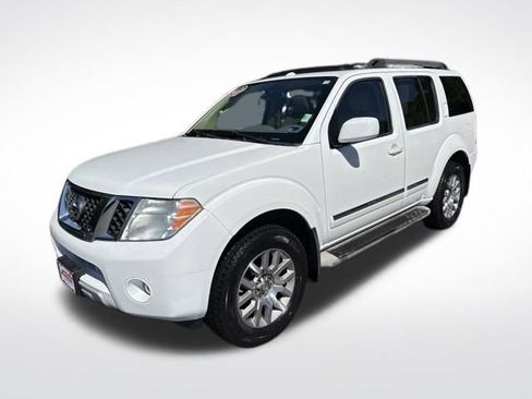 Used 2012 Nissan Pathfinder LE AWD/4WD image 3