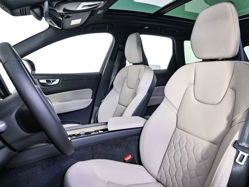 New 2026 Volvo XC60 B5 Plus w/ Protection Package Premier AWD/4WD image 5