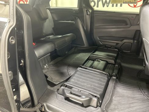 Used 2024 Honda Odyssey Sport image 15