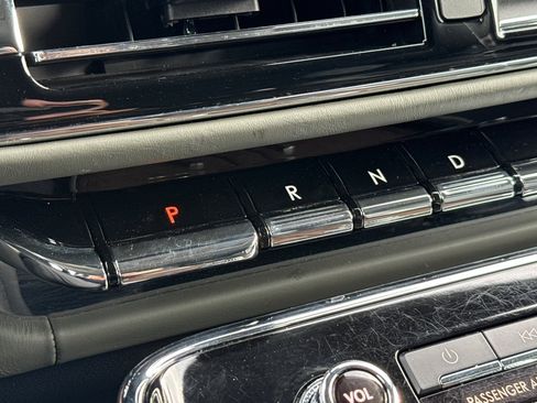 Certified 2022 Lincoln Navigator L Black Label image 21