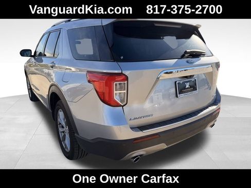 Used 2023 Ford Explorer Limited image 2