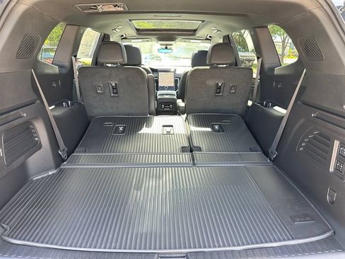 New 2026 GMC Acadia Denali w/ Super Cruise Package AWD/4WD image 44
