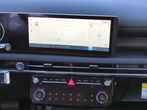 New 2026 Hyundai Tucson Limited AWD/4WD image 17
