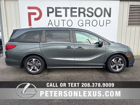 Used 2020 Honda Odyssey Touring image 2