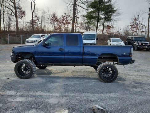 Used 2000 Chevrolet Silverado 1500 LT w/ Off-Road Chassis Pkg image 2