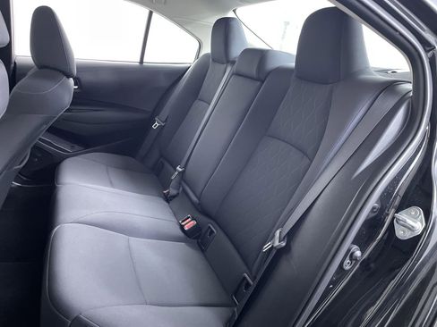 Used 2020 Toyota Corolla LE FWD image 19
