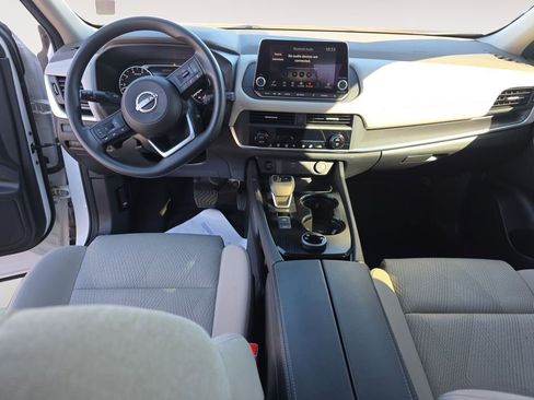 Certified 2024 Nissan Rogue SV image 10