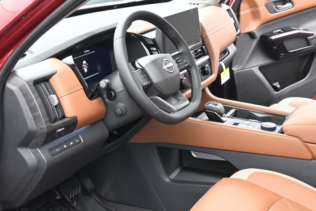 New 2026 Nissan Pathfinder Platinum AWD/4WD image 7