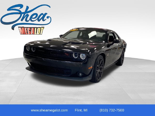 Used 2016 Dodge Challenger R/T Scat Pack w/ Leather Interior Group RWD image 1
