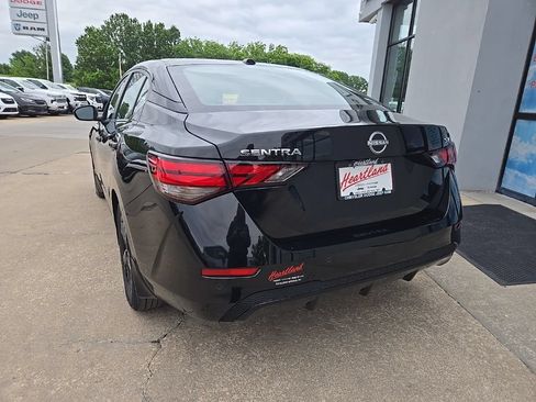 Used 2024 Nissan Sentra SV w/ All-Weather Package FWD image 9
