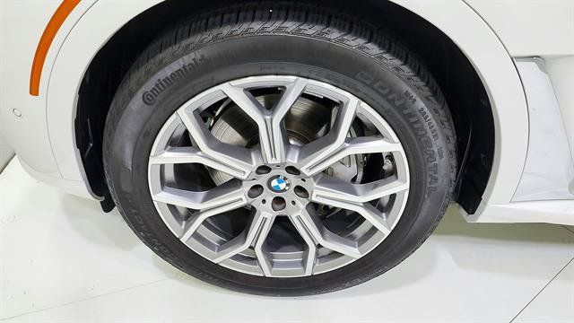 Used 2026 BMW X7 xDrive40i AWD/4WD image 39