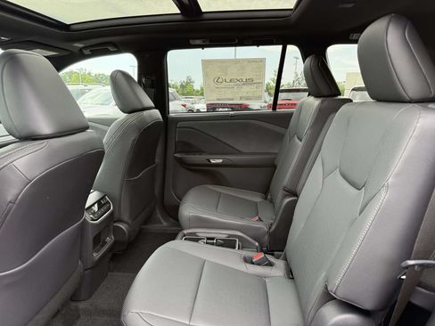 Used 2026 Lexus TX 350 AWD w/ Technology Package image 13