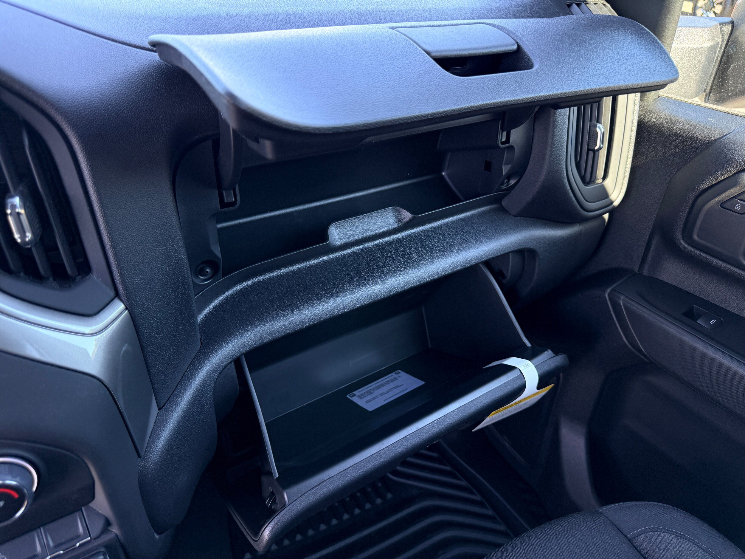 New 2026 Chevrolet Silverado 2500 Custom w/ Custom Value Package AWD/4WD image 18