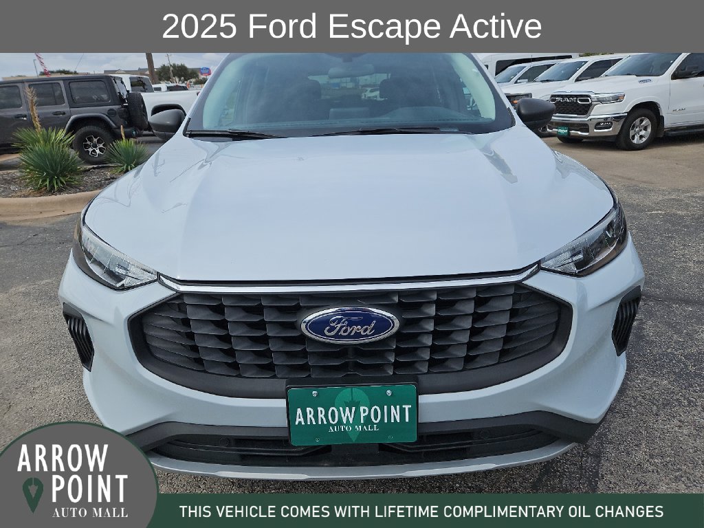 Used 2025 Ford Escape Active FWD image 3