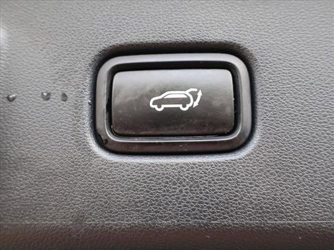 Used 2022 Hyundai Tucson Limited AWD/4WD image 7