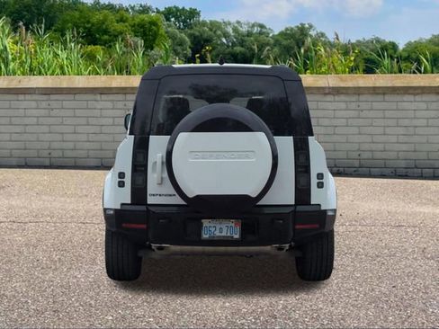 New 2026 Land Rover Defender 110 X-Dynamic SE AWD/4WD image 5