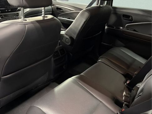 Used 2023 Honda Passport EX-L image 22