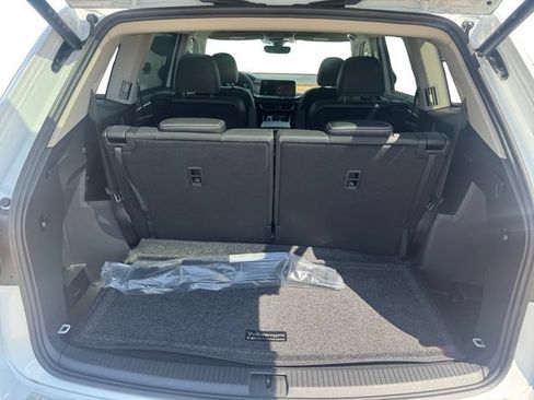 New 2026 Volkswagen Atlas SE FWD image 18