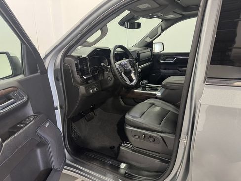 Used 2023 GMC Sierra 1500 SLT w/ SLT Convenience Package AWD/4WD image 15