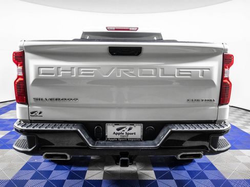 Used 2023 Chevrolet Silverado 1500 Custom Trail Boss AWD/4WD image 5