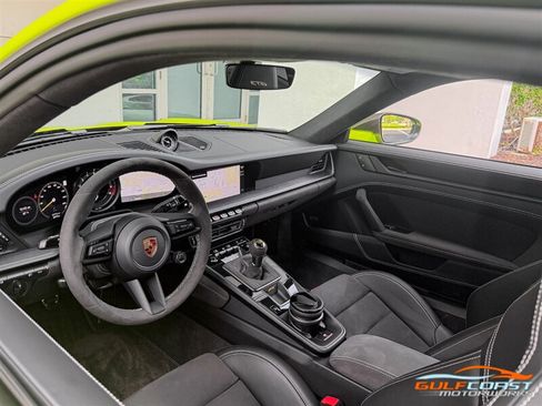 Used 2022 Porsche 911 GT3 RWD image 2