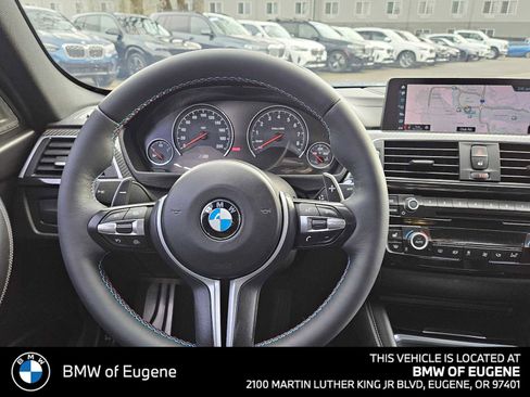 Used 2018 BMW M3 image 42