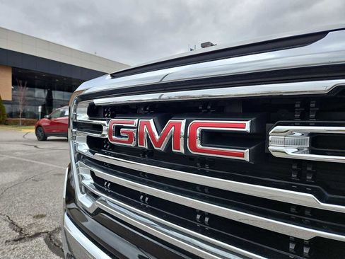 Certified 2021 GMC Sierra 1500 SLT image 12